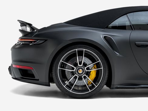 Used 2022 Porsche 911 Turbo S AWD/4WD image 21