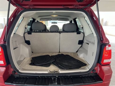 Used 2009 Ford Escape XLS AWD/4WD image 21