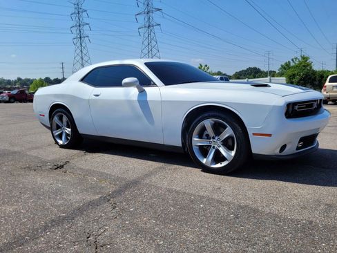 Used 2015 Dodge Challenger R/T w/ Quick Order Package 28B R/T image 20