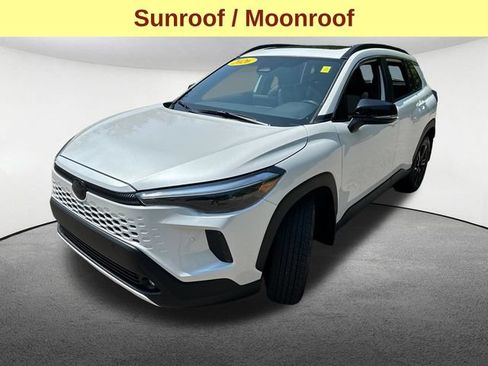 Used 2026 Toyota Corolla Cross AWD Hybrid w/ Convenience Package image 5