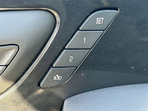 Used 2022 Chevrolet Blazer RS w/ Enhanced Convenience Package image 28