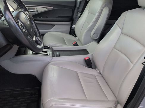 Used 2017 Honda Pilot EX-L image 16