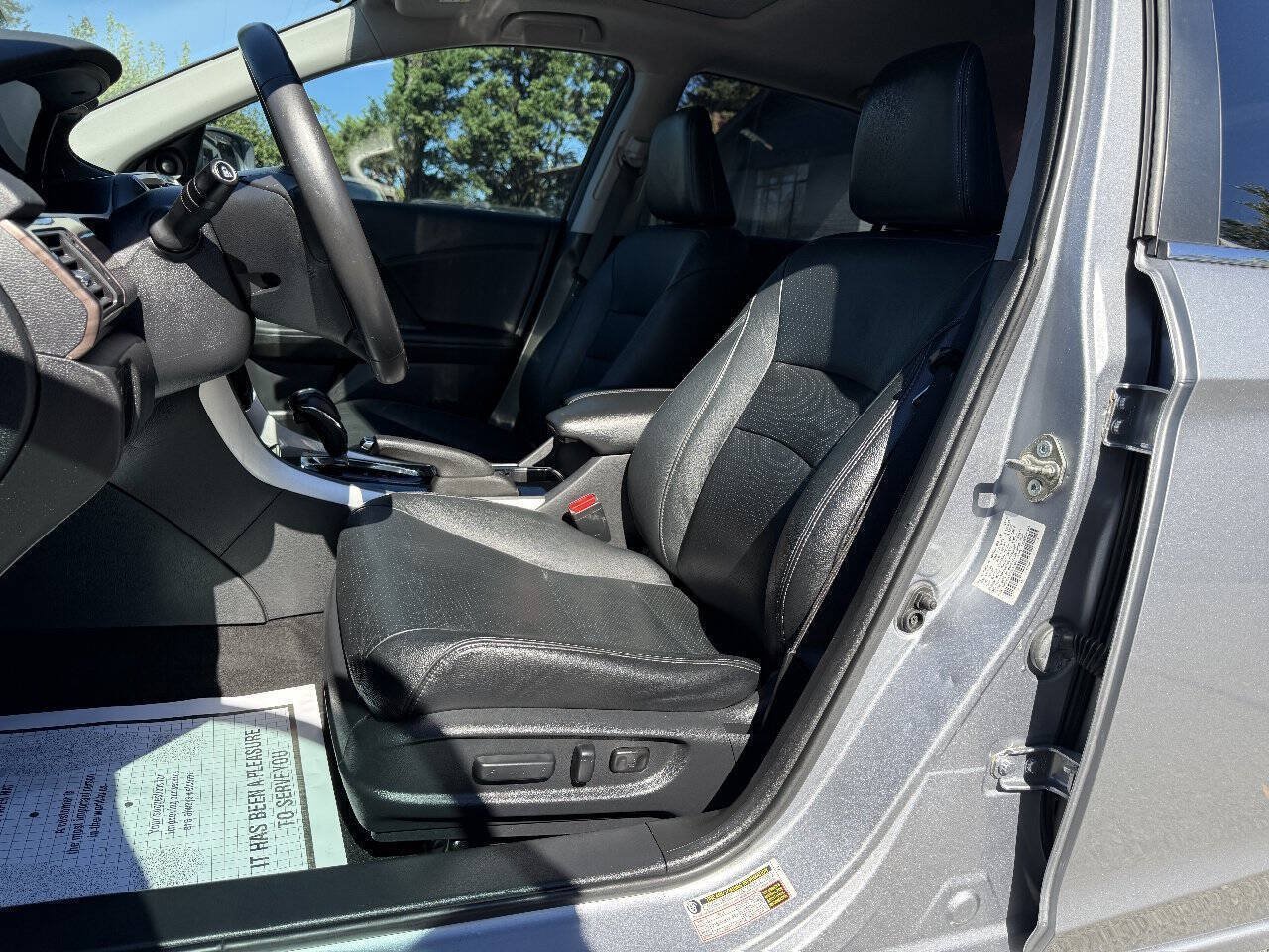 Used 2016 Honda Accord EX-L image 9