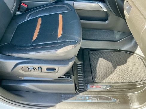 Used 2022 GMC Sierra 2500 AT4 w/ AT4 Premium Plus Package image 23