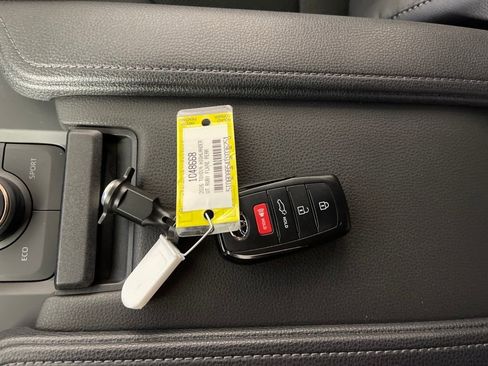 New 2026 Toyota Grand Highlander MAX Platinum image 24