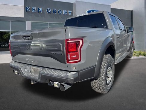 Used 2018 Ford F150 Raptor w/ Equipment Group 802A Luxury image 4