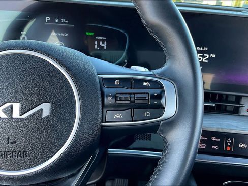 Used 2025 Kia Sportage X-Line image 22