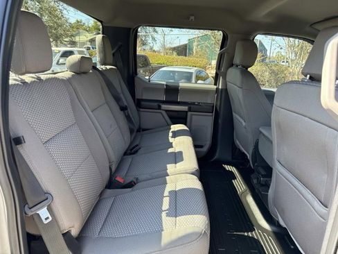 Used 2020 Ford F250 XLT w/ XLT Value Package image 21