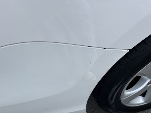 Used 2018 Toyota Sienna LE image 13