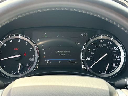 Used 2021 Toyota Highlander XLE AWD/4WD image 13