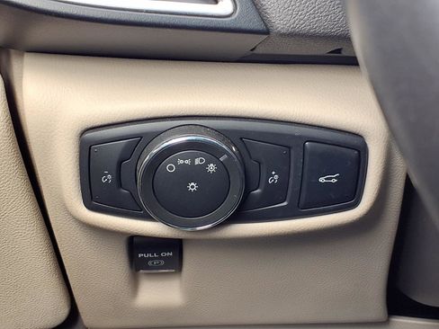 Used 2016 Lincoln MKX Reserve w/ Climate Package image 20