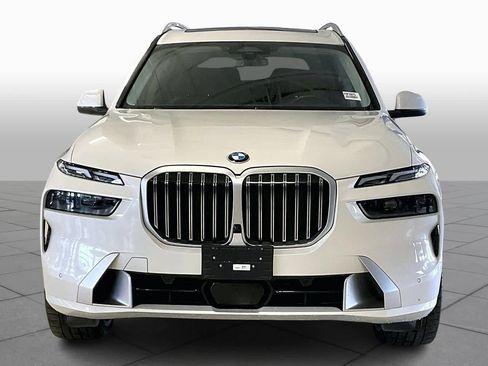 Certified 2023 BMW X7 xDrive40i w/ Premium Package image 4