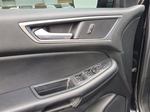 Certified 2024 Ford Edge SEL w/ Convenience Package image 10