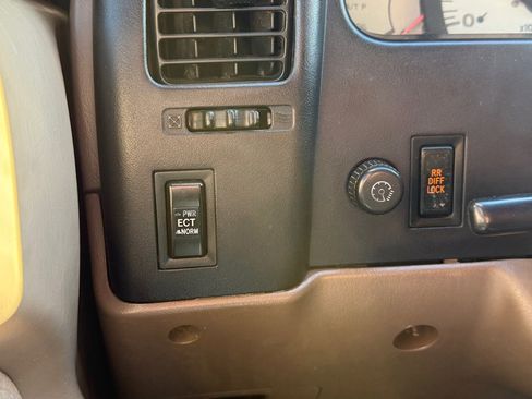 Used 2003 Toyota Tacoma 4x4 Xtracab V6 image 27