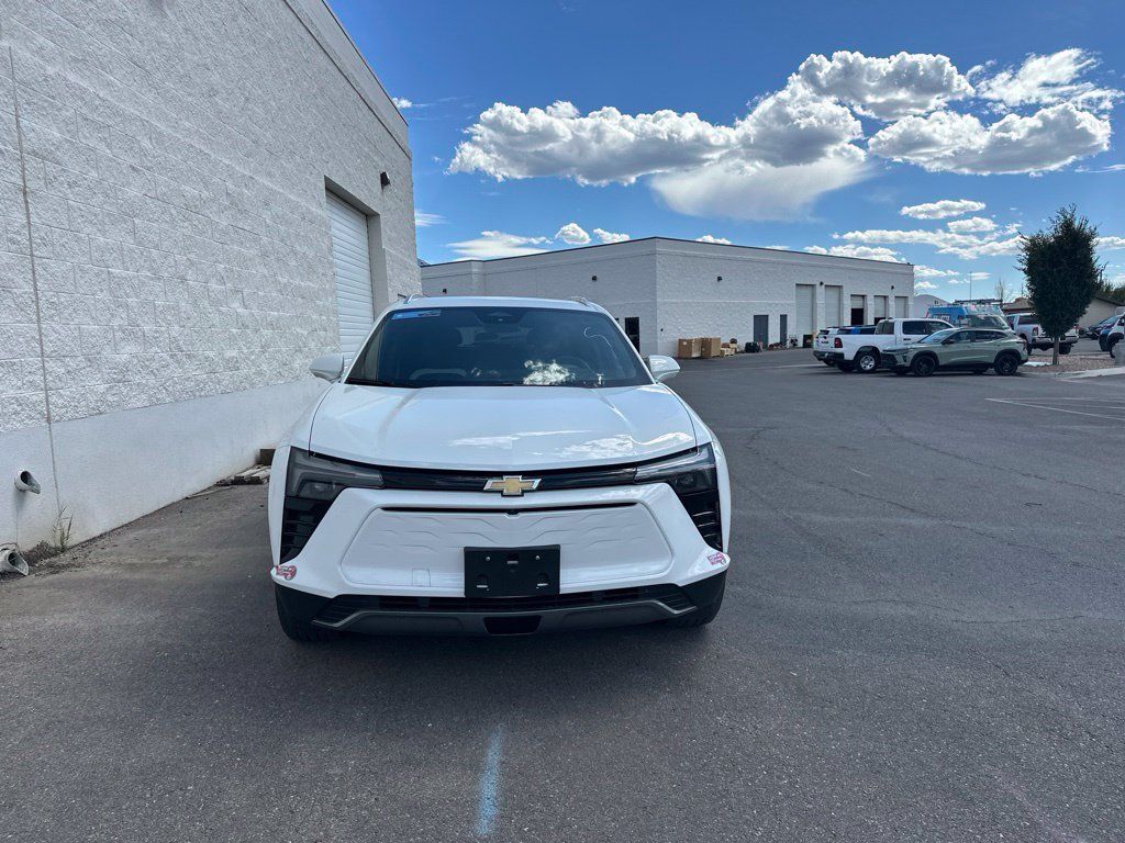 Used 2024 Chevrolet Blazer EV LT AWD/4WD image 5