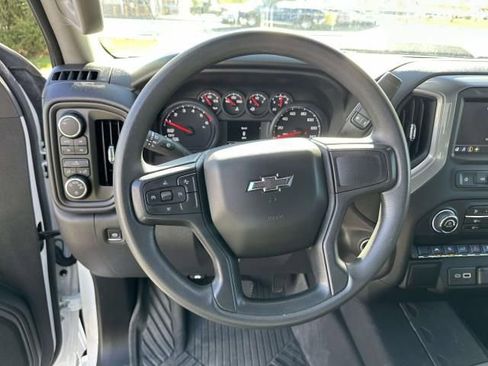 Certified 2024 Chevrolet Silverado 1500 Custom Trail Boss w/ LPO, Dark Essentials Package AWD/4WD image 11