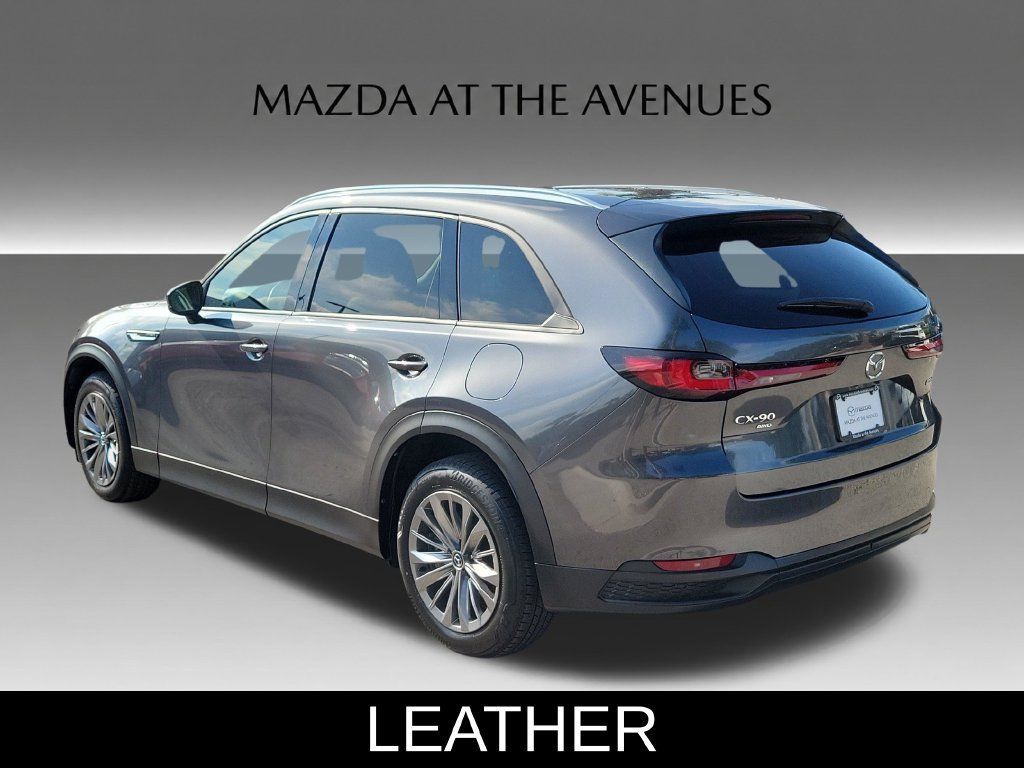Used 2024 MAZDA CX-90 Plug-In Hybrid w/ Preferred AWD/4WD image 5