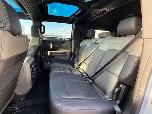 Used 2024 GMC Hummer EV 3X w/ Extreme Off-Road Package image 75