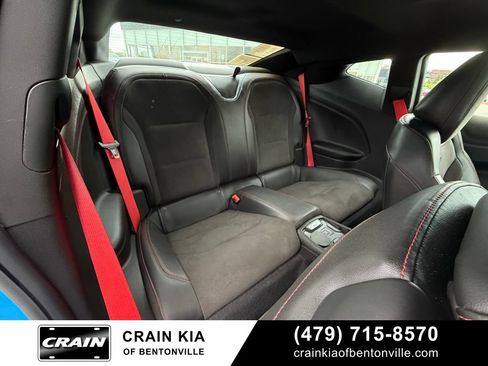 Used 2022 Chevrolet Camaro ZL1 RWD image 30