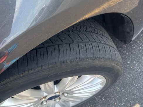 Used 2016 Ford Fusion SE w/ Equipment Group 502A FWD image 7