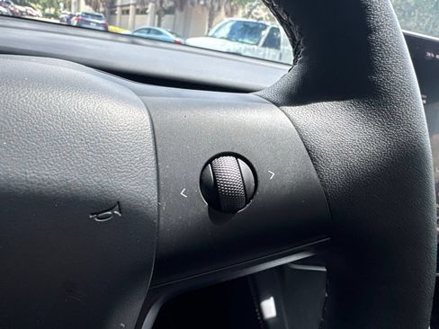 Used 2025 Tesla Model Y Long Range RWD image 20