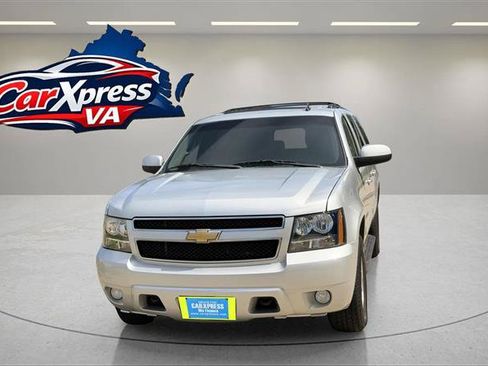 Used 2013 Chevrolet Suburban LT AWD/4WD image 3