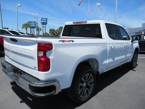 Certified 2024 Chevrolet Silverado 1500 LT AWD/4WD image 5