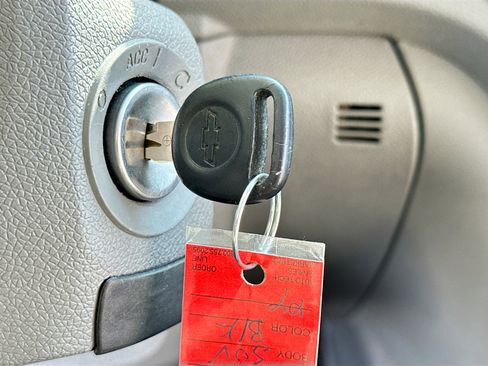 Used 2014 Chevrolet Traverse LT image 7