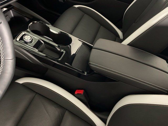 Used 2024 Buick Envision Sport Touring AWD/4WD image 17