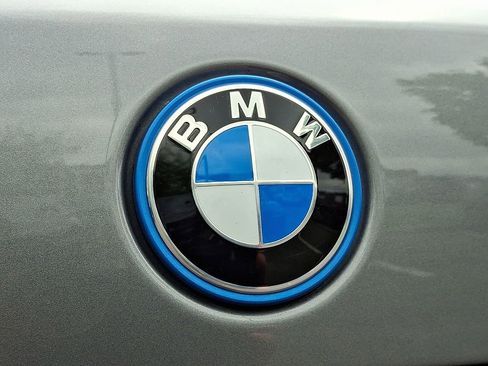 Used 2025 BMW X5 xDrive50e AWD/4WD image 36
