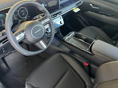New 2026 Hyundai Tucson Limited AWD/4WD image 10