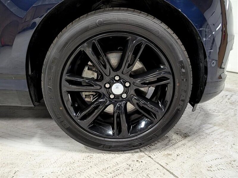 Used 2021 Land Rover Range Rover Velar S AWD/4WD image 12