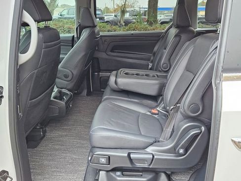 Used 2024 Honda Odyssey Touring image 11
