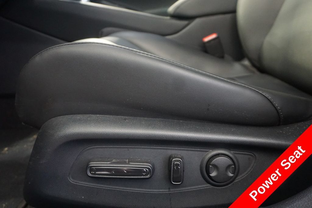 Used 2024 Honda Accord Touring image 7