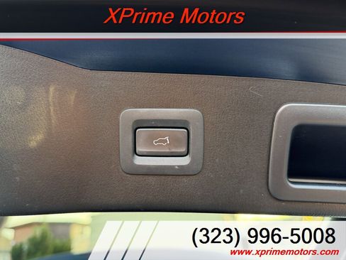 Used 2018 MAZDA CX-5 Touring w/ Preferred Equipment Package FWD image 15