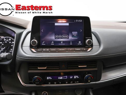 Used 2023 Nissan Rogue SV AWD/4WD image 12