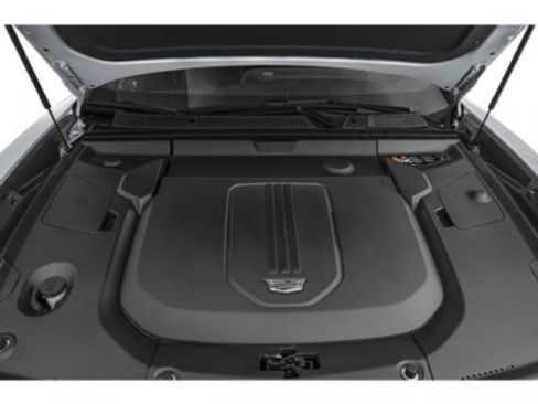 New 2026 Cadillac Lyriq Luxury w/ LPO, Floor Liner Package AWD/4WD image 15