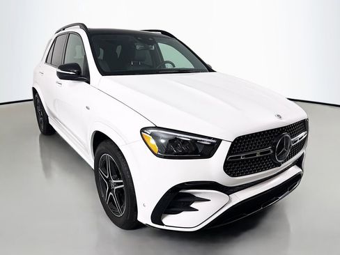 Used 2025 Mercedes-Benz GLE 450e 4MATIC image 7