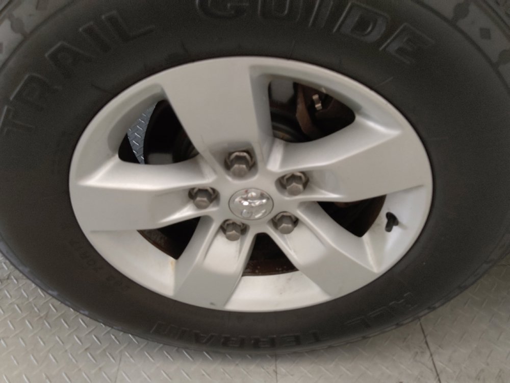 Used 2020 RAM 1500 Classic SLT RWD image 31