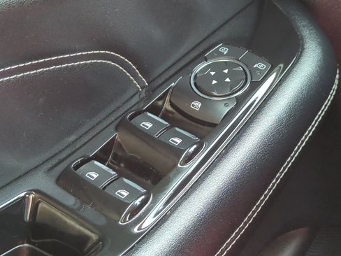 Used 2015 Ford Edge Titanium w/ Technology Package AWD/4WD image 34