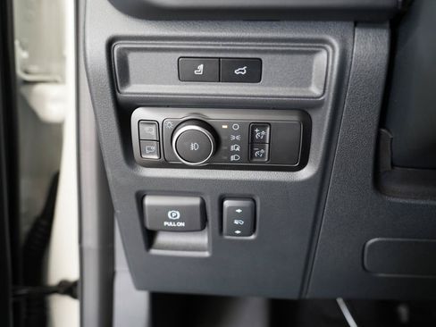 Used 2023 Ford Expedition Platinum AWD/4WD image 26