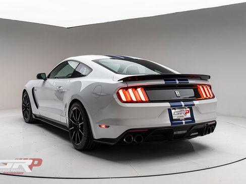 Used 2016 Ford Mustang Shelby GT350 w/ Track Package image 5