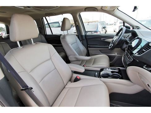 Used 2022 Honda Pilot Touring image 31