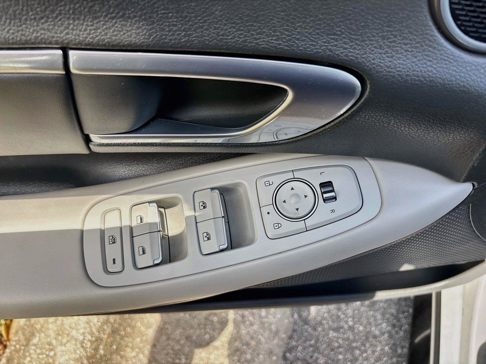 Used 2023 Hyundai Sonata SEL w/ Convenience Package FWD image 22