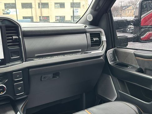 Used 2024 Ford F350 Platinum w/ FX4 Off-Road Package image 27