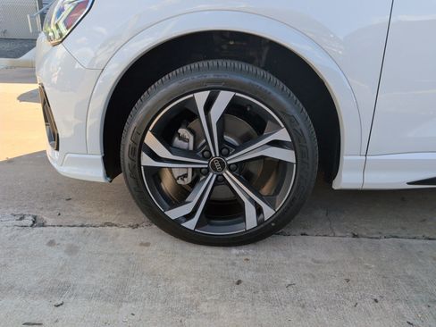 Used 2024 Audi Q3 2.0T Premium Plus AWD/4WD image 12