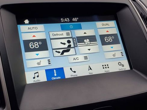 Used 2016 Ford Edge SEL w/ Equipment Group 201A AWD/4WD image 17