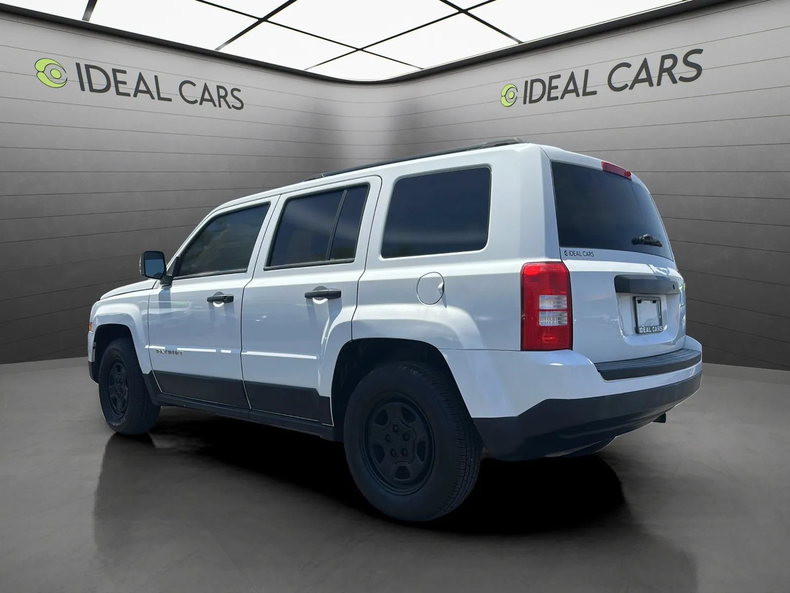 Used 2015 Jeep Patriot Sport FWD image 7