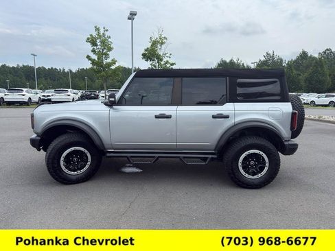 Used 2023 Ford Bronco Badlands w/ Sasquatch Package AWD/4WD image 4
