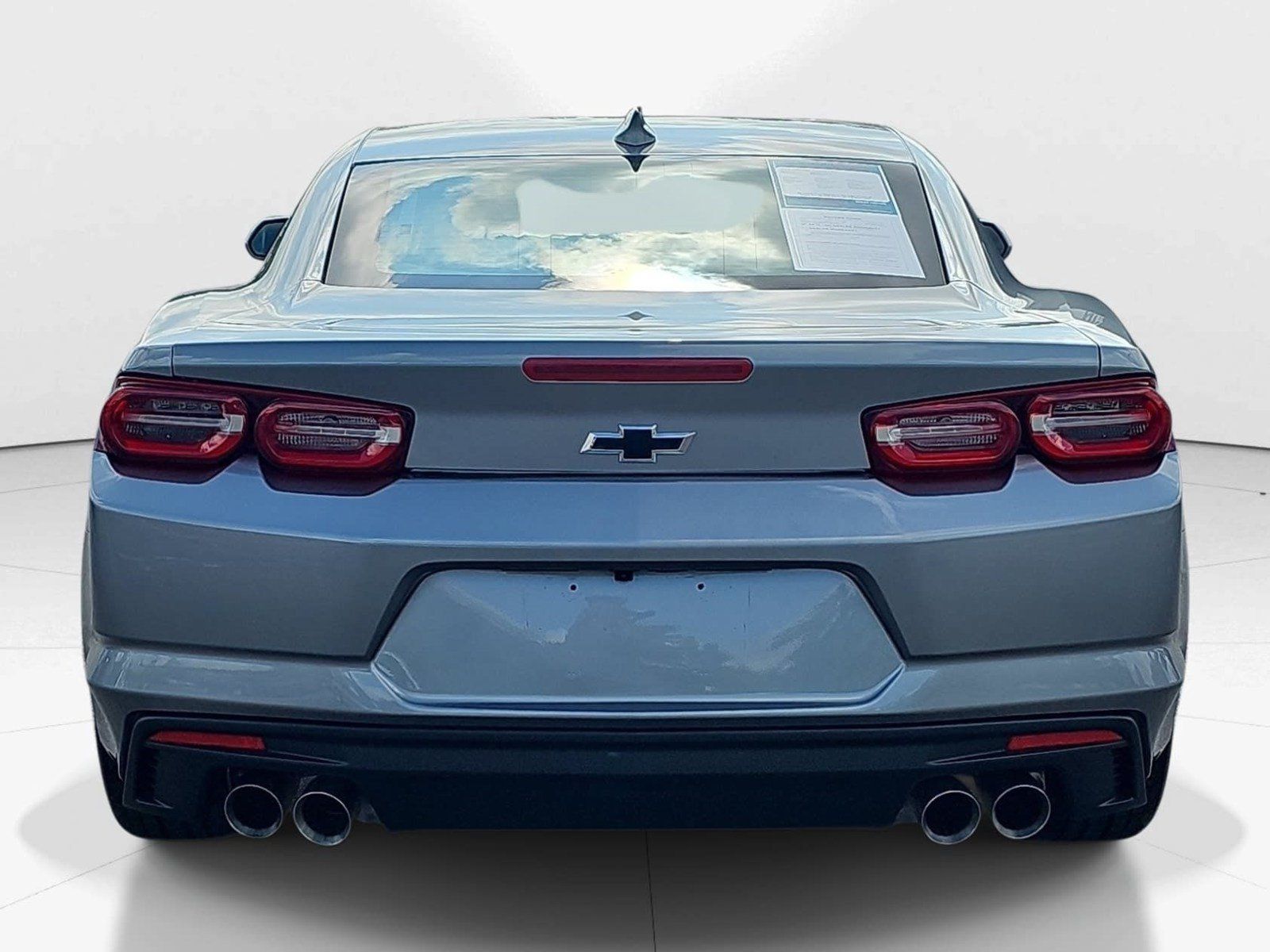 Used 2024 Chevrolet Camaro LT w/ Technology Package RWD image 5